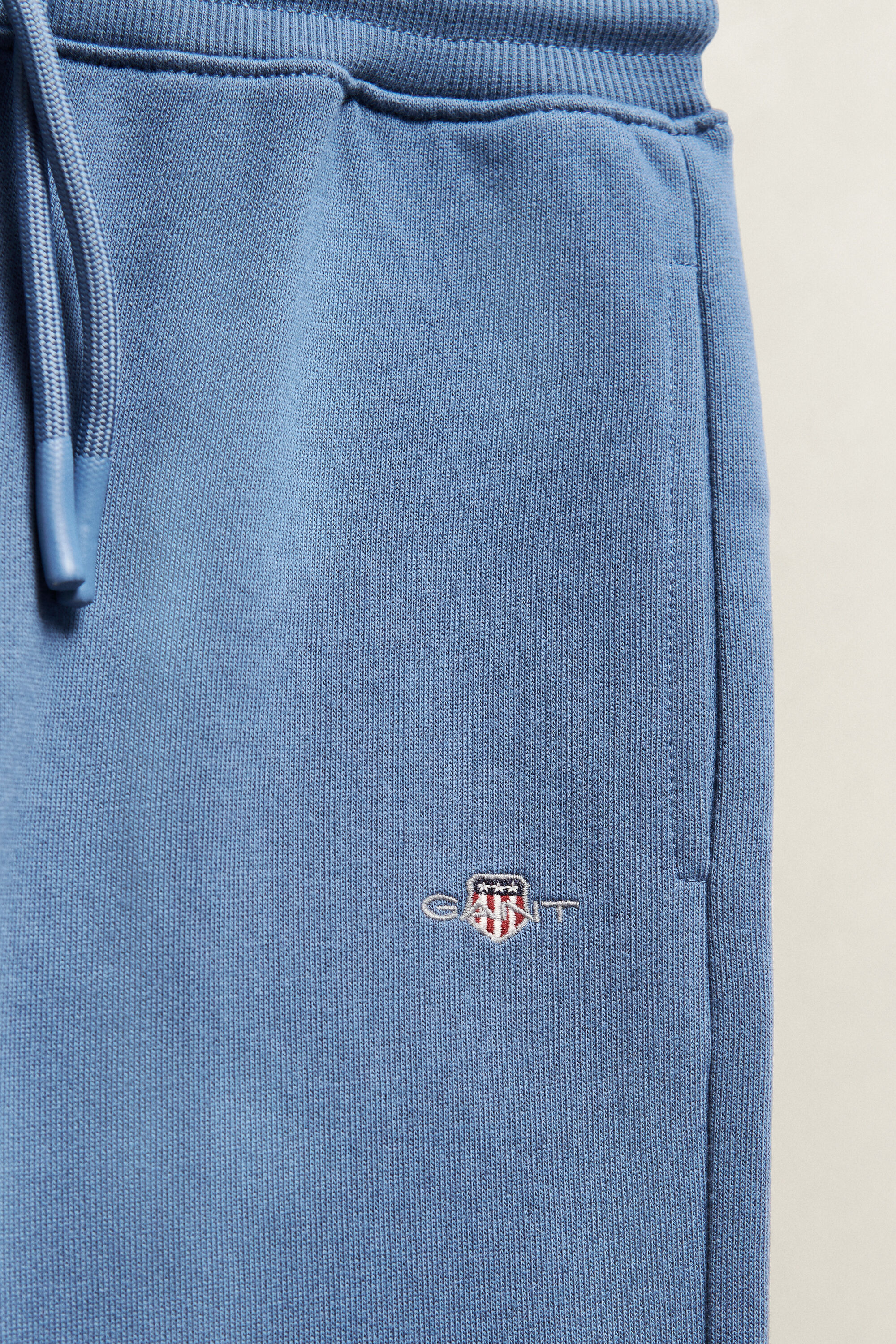 Conjunto de calças desportivas e sweatshirt com capuz e fecho Shield Boys