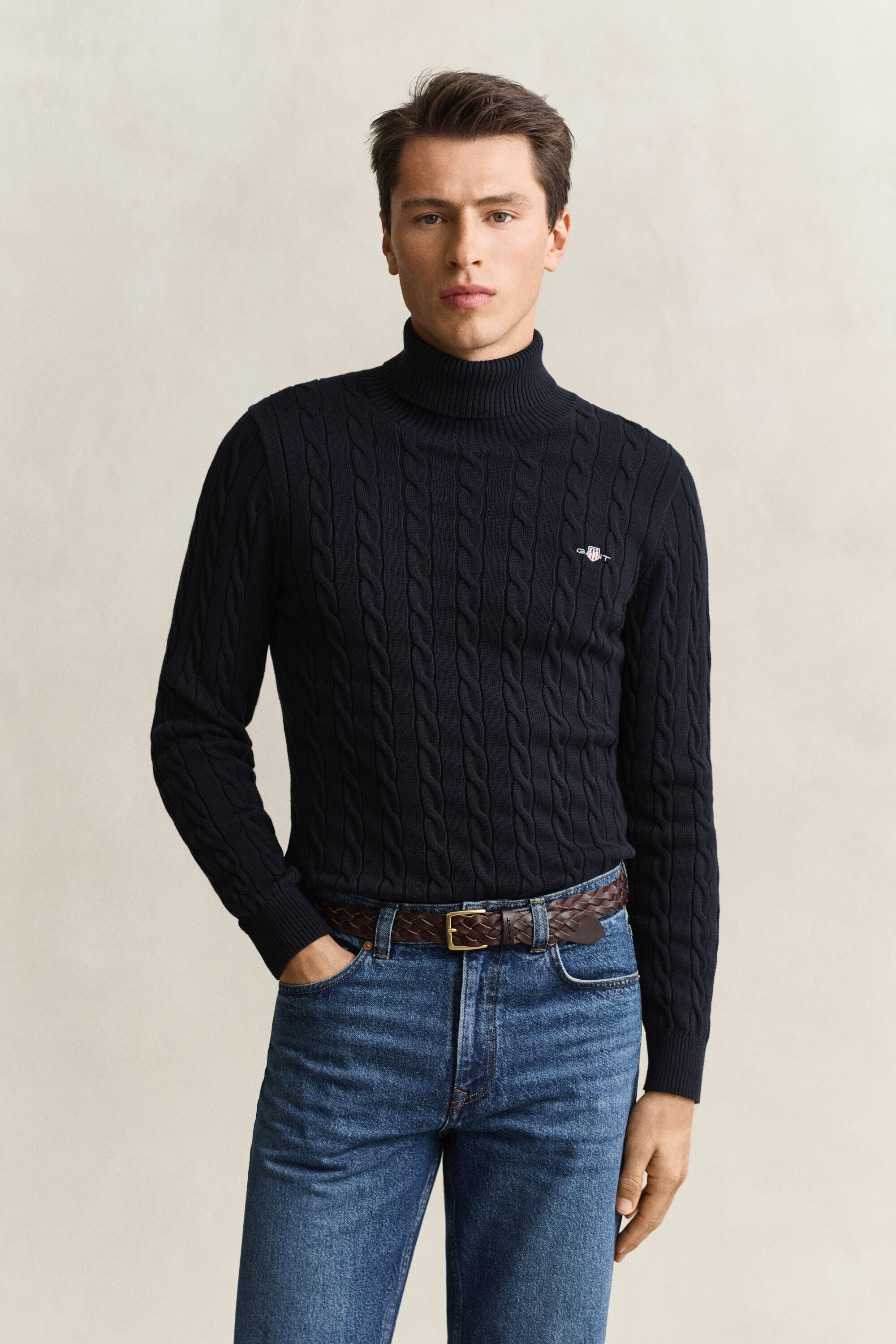 Camisola de gola alta em malha entrançada de algodão