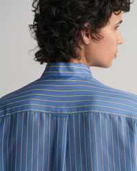 Blusa em seda às riscas com laço