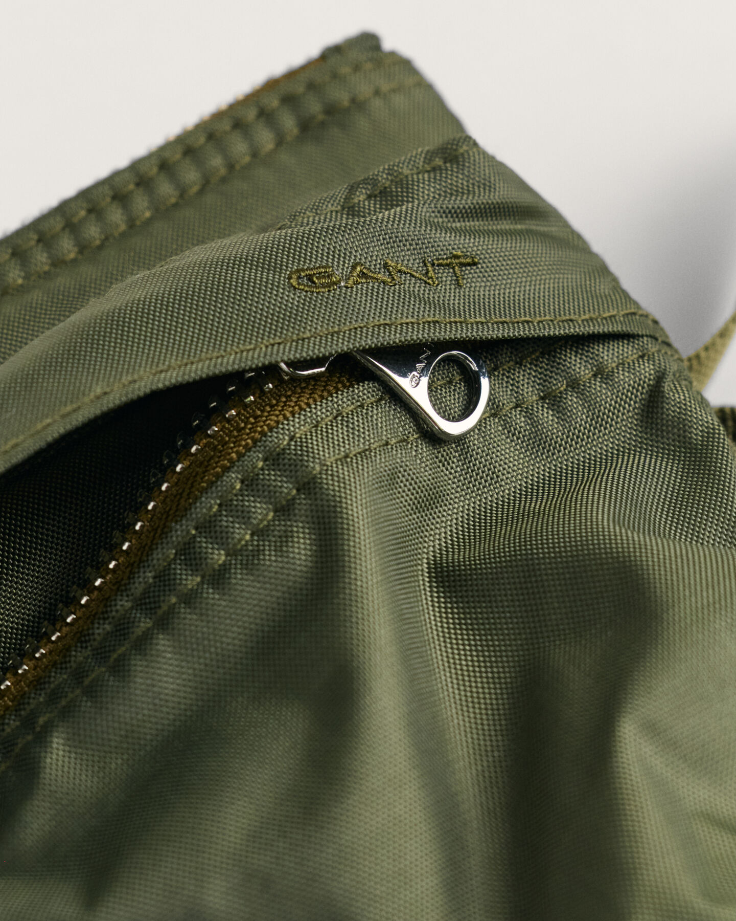 Bolsa para passaporte em nylon