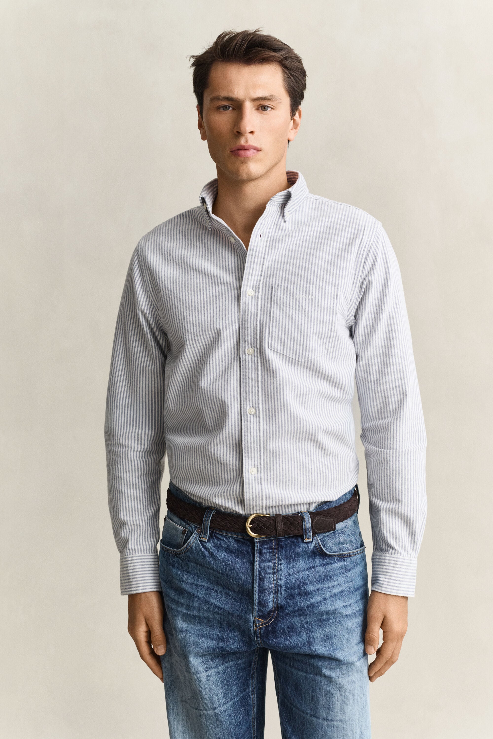 Camisa em algodão Oxford escovado às riscas