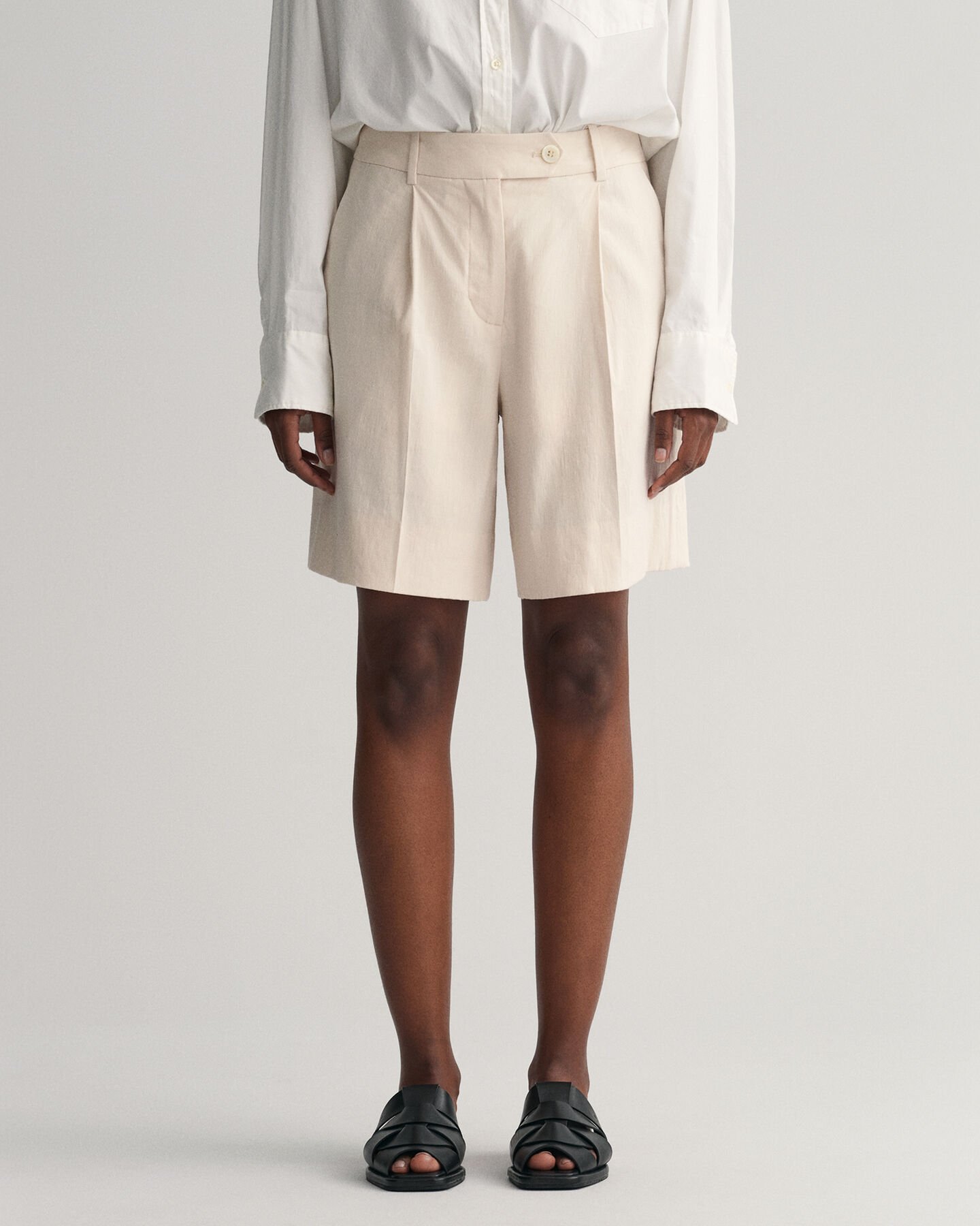 Calções de linho com elastano