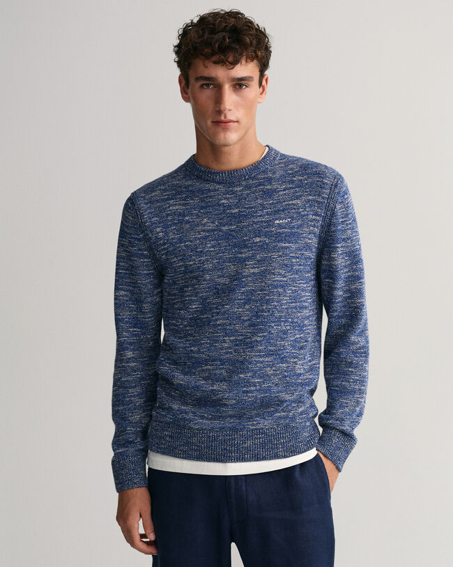 Pulover com decote redondo e fios torcidos