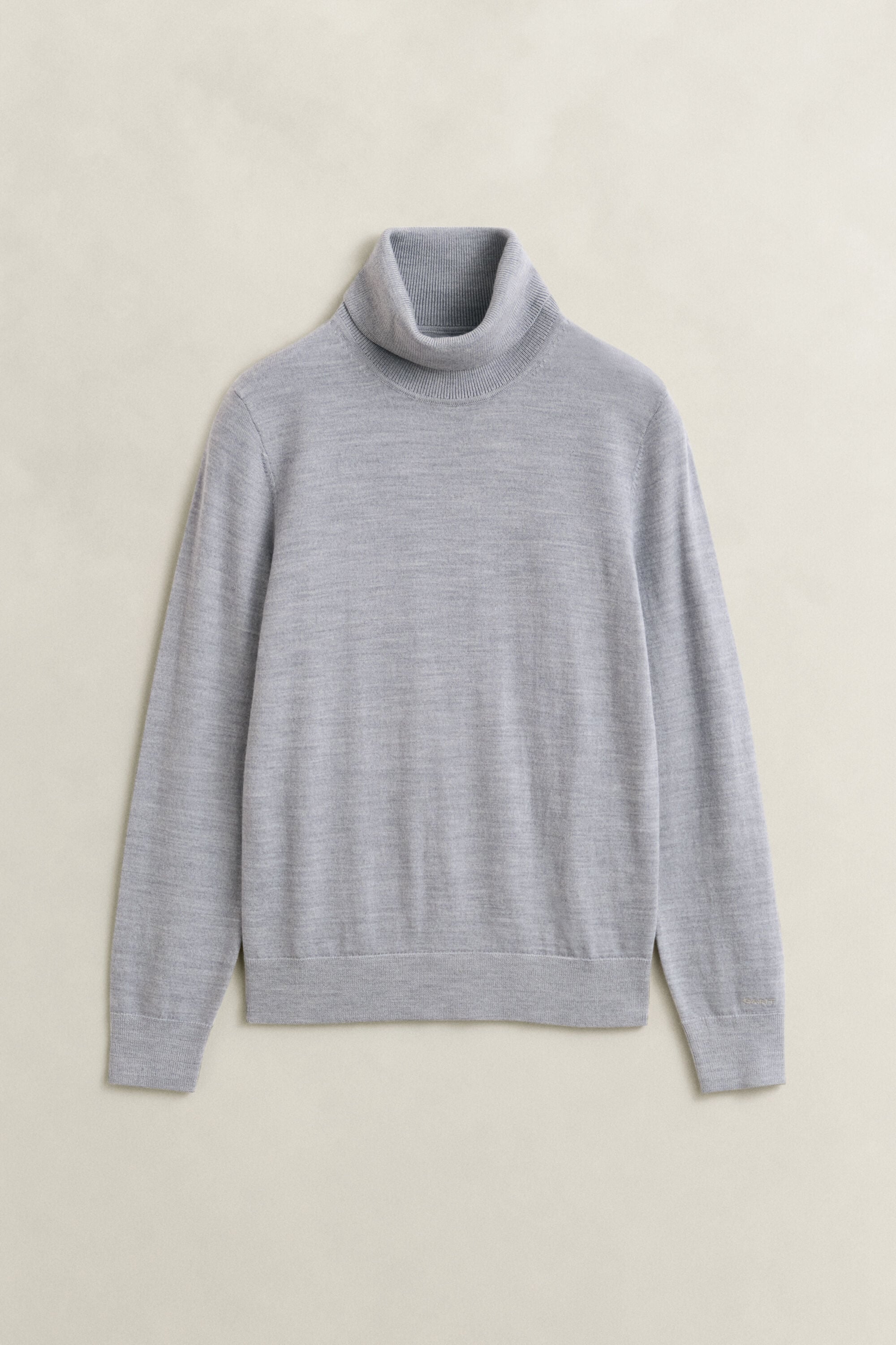 Camisola de gola alta em lã de merino extrafina