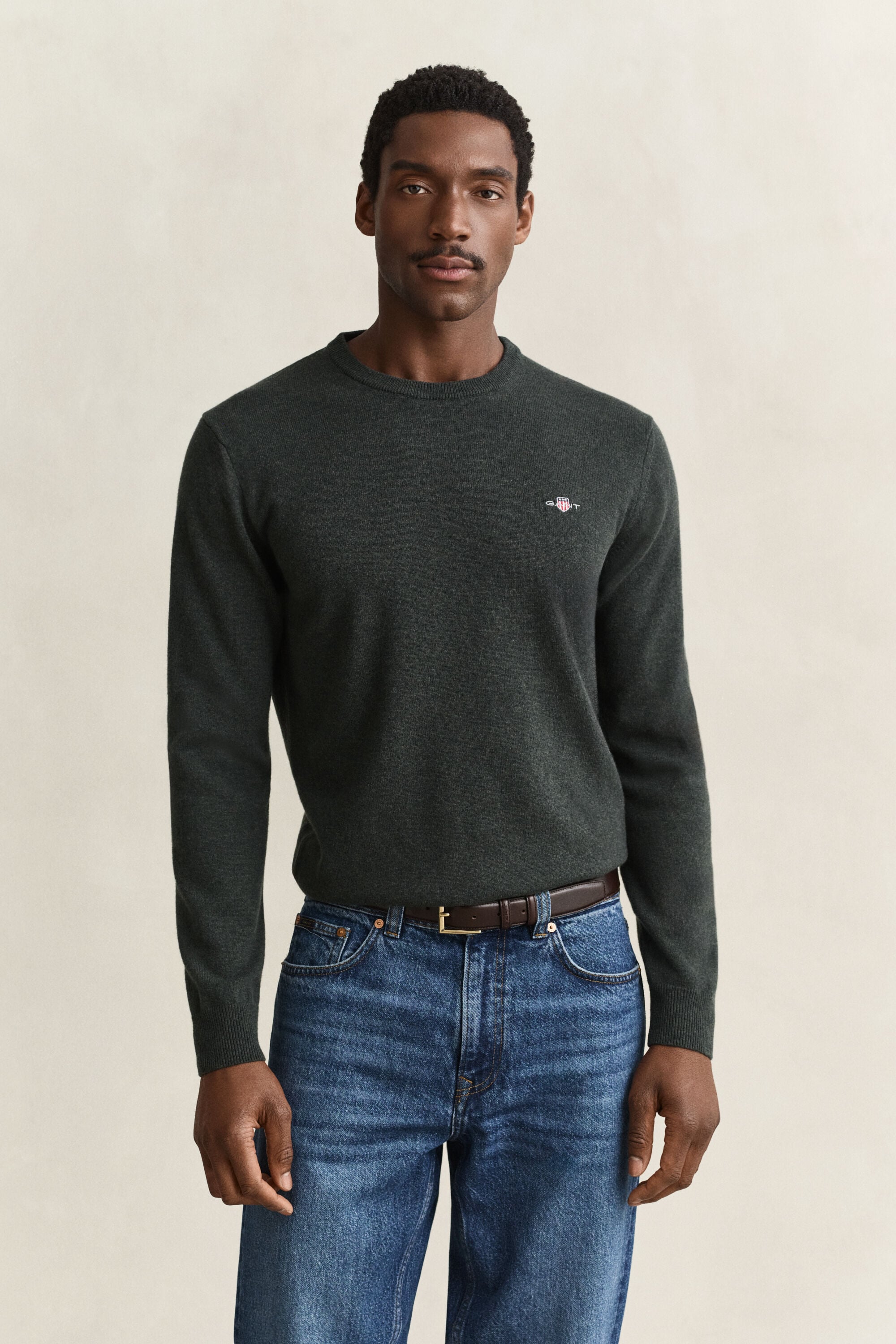 Camisola de malha com decote redondo em lã