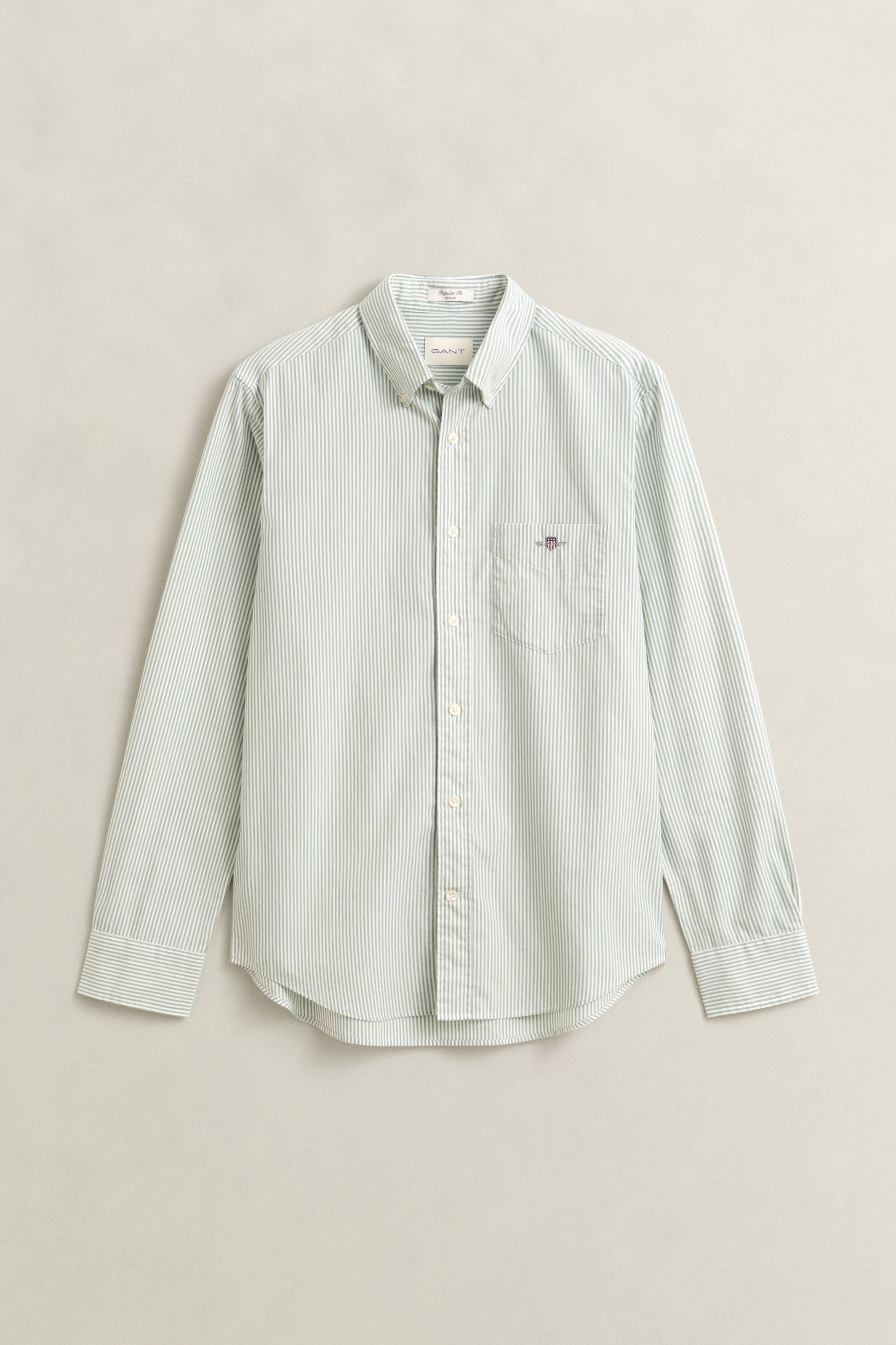Camisa em popelina às riscas finas Classic