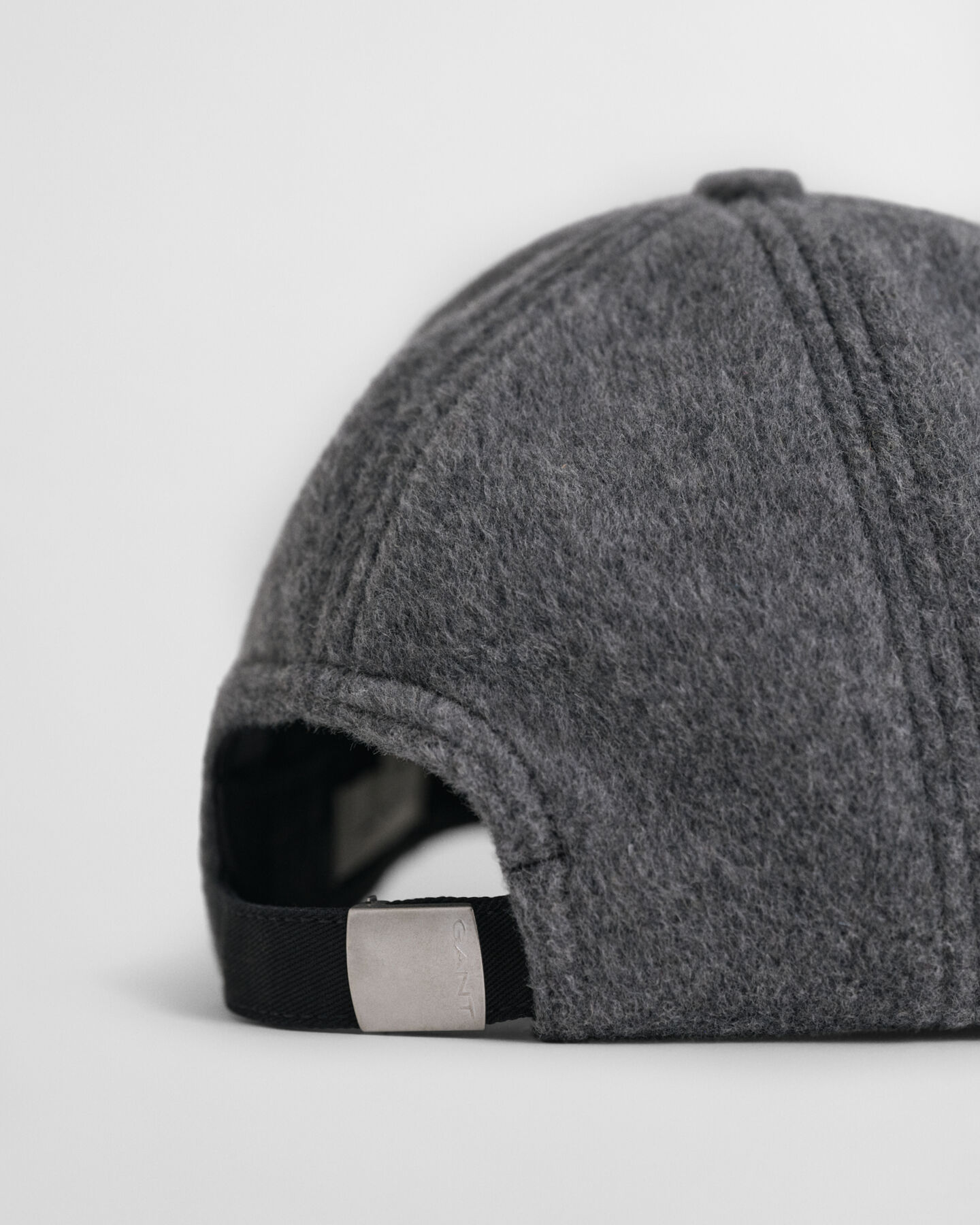 Boné em mélton Lustrous