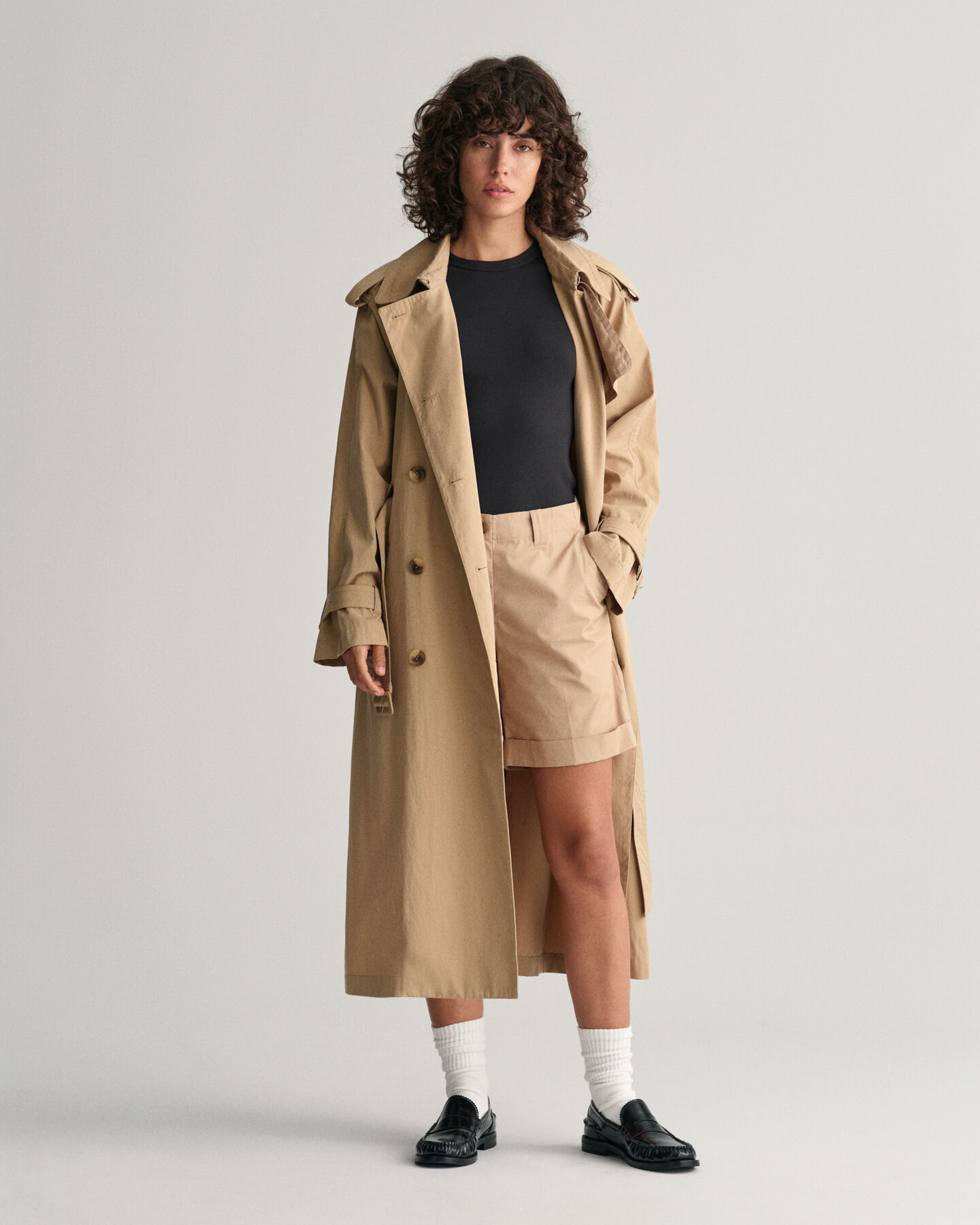 Calções chino leves relaxed fit