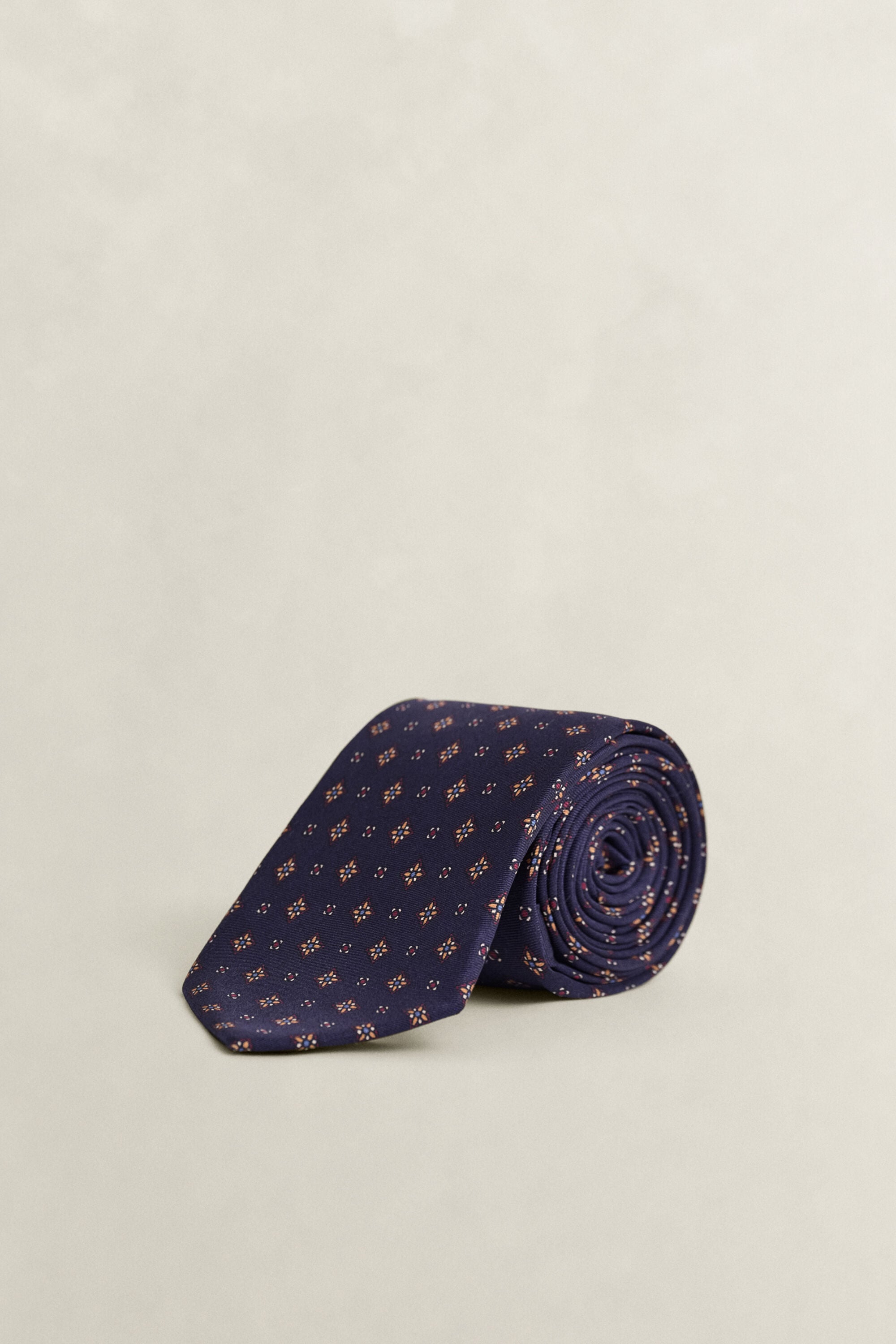 Gravata com padrão Foulard