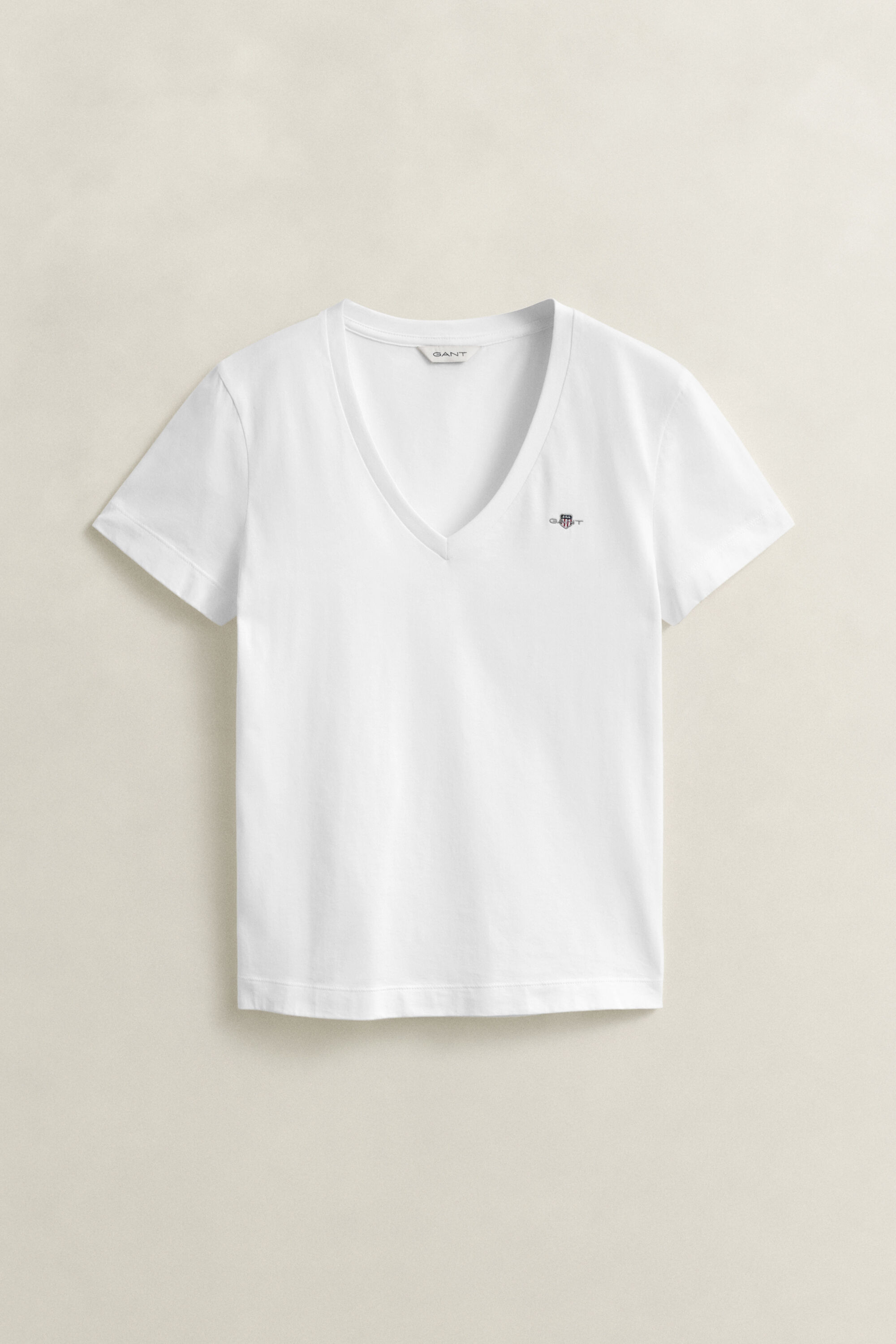 T-shirt com decote em V Shield