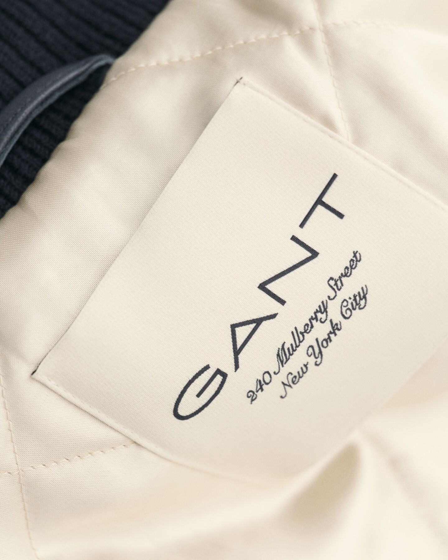 GANT Varsity Jacket em pele