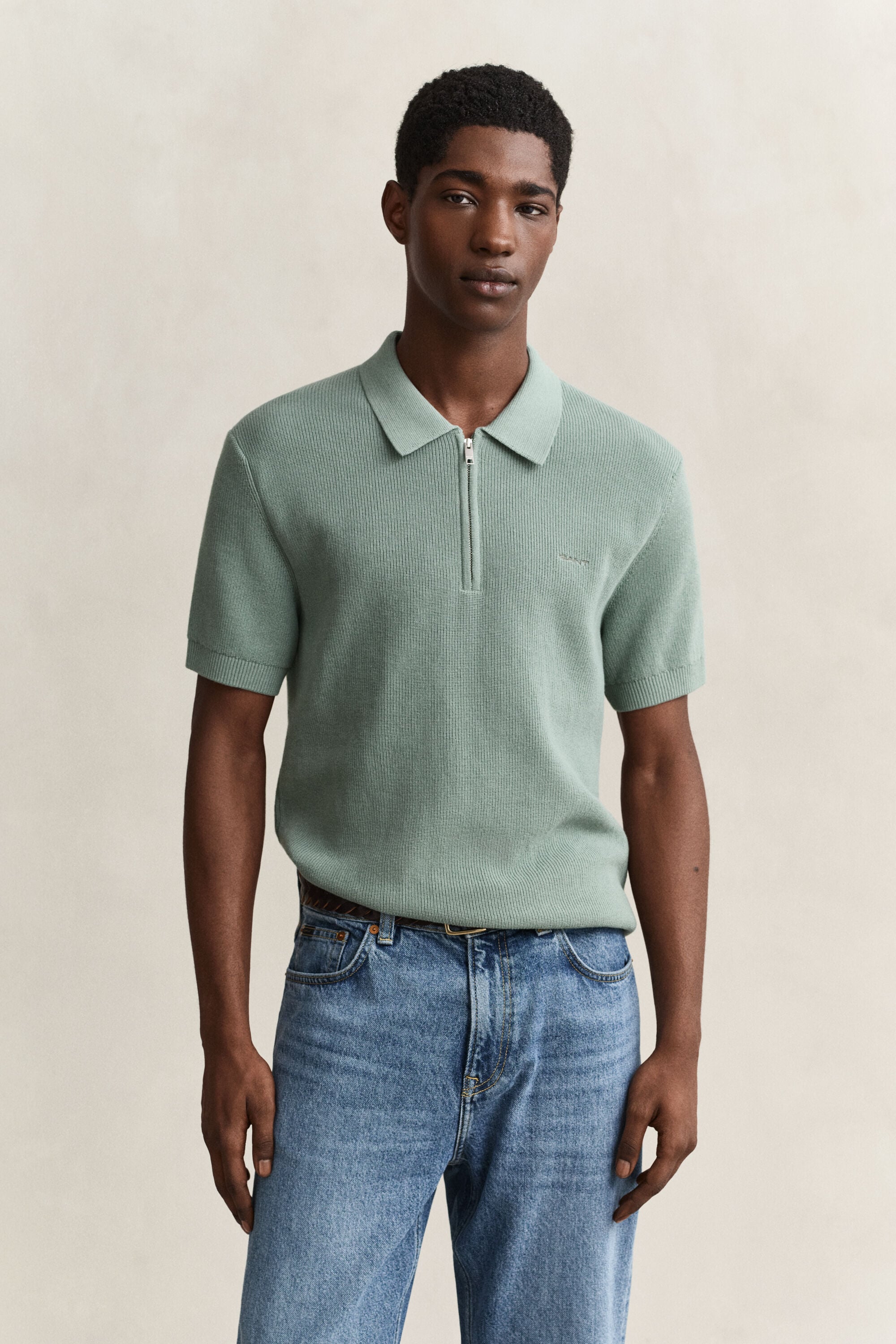 Camisola de malha tipo polo em algodão canelado