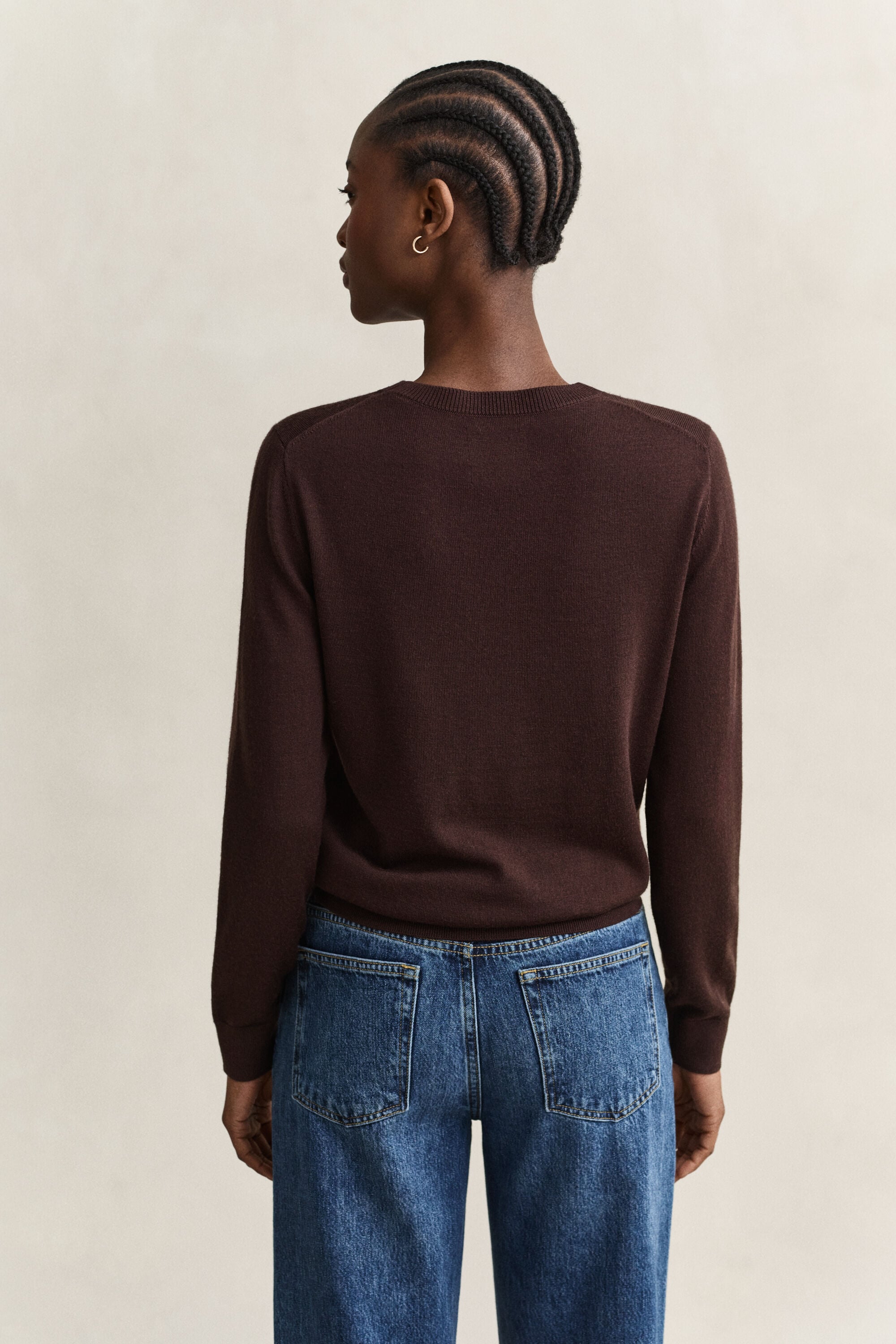 Camisola de malha com decote redondo em lã de merino extrafina