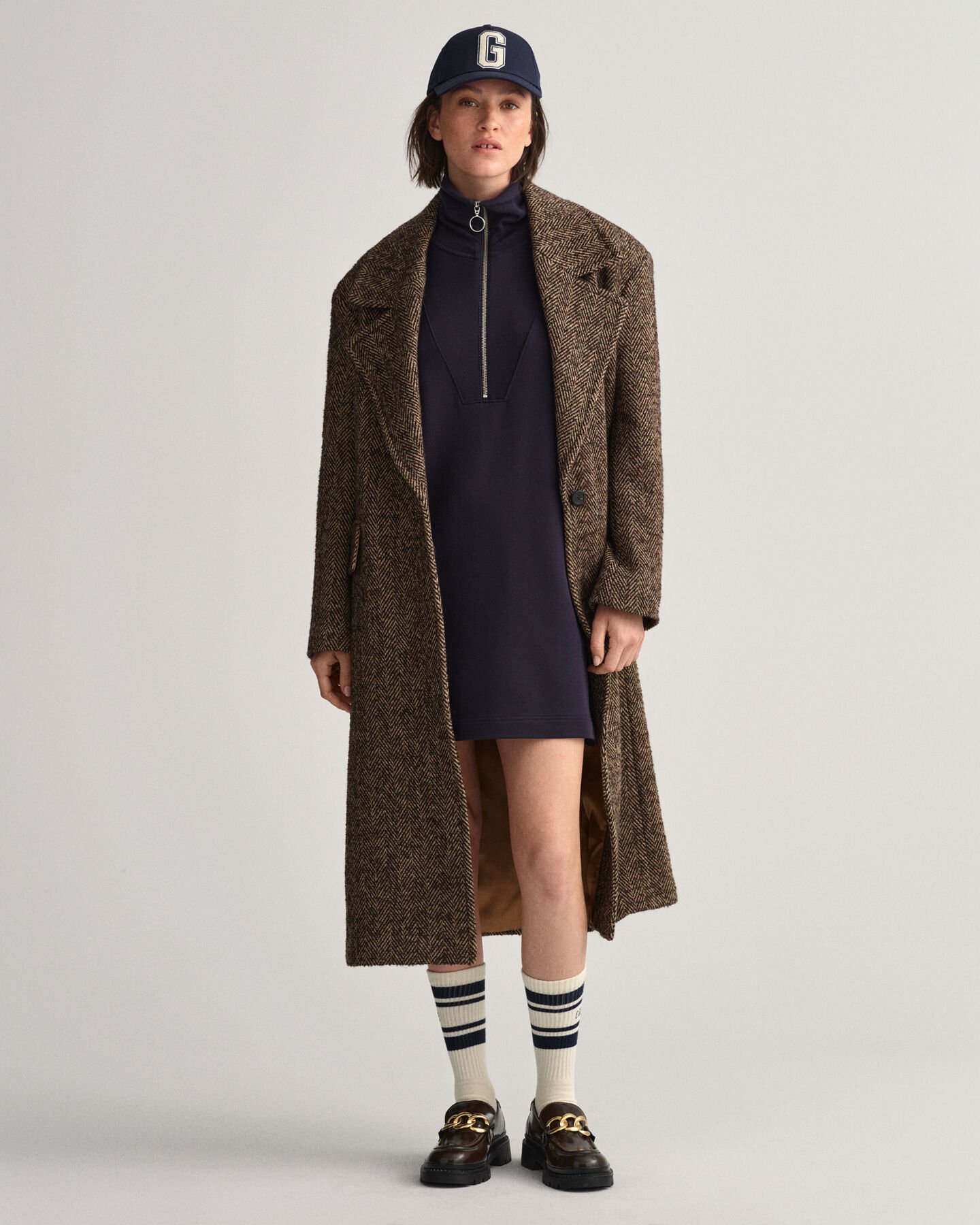 Vestido desportivo com meio fecho