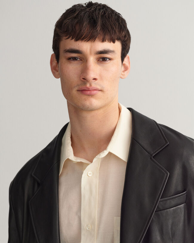 Blazer em pele oversized