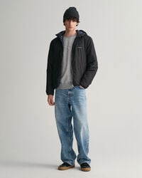 Casaco com capuz revers&iacute;vel