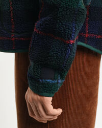 Polar com padrão de xadrez