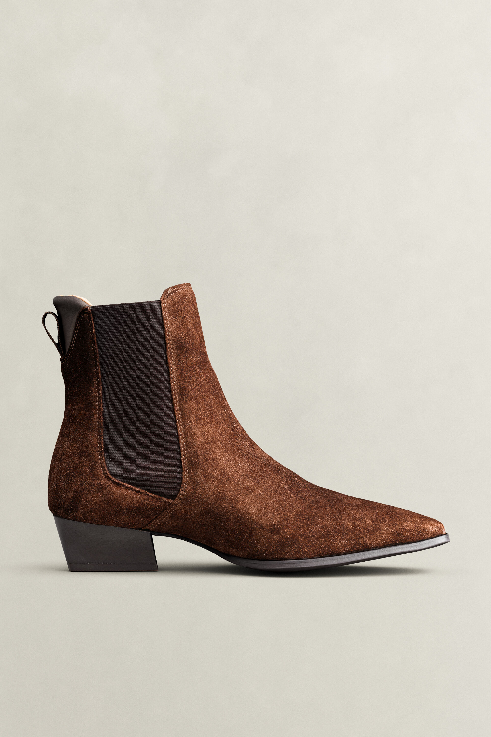 Botas Chelsea em camurça Bassotte