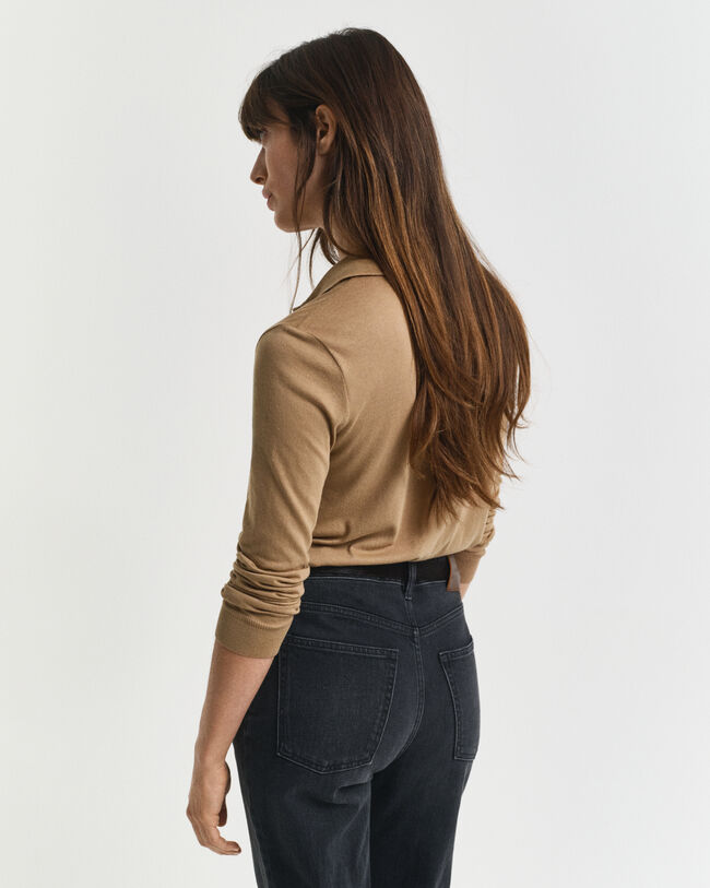 Polo de mangas compridas com botões