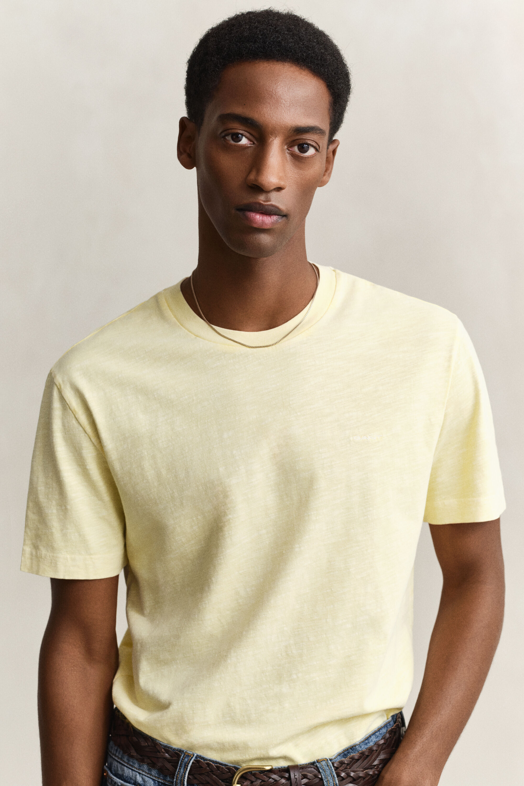 T-shirt com efeito desgastado