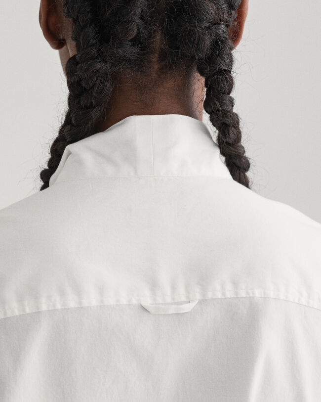 Camisa Oxford com mangas volumosas e laço