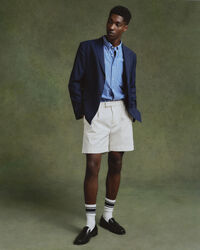 Calções formais em sarja de algodão regular fit