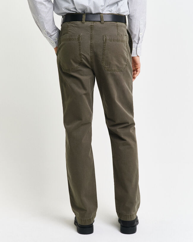 Cal&ccedil;as informais