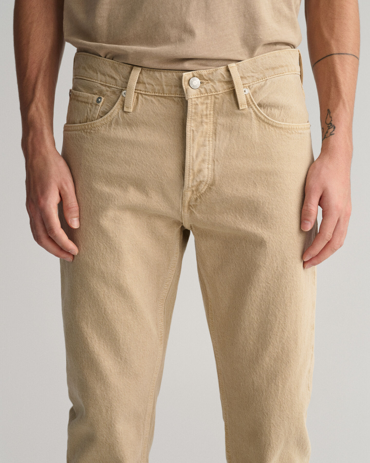 Cal&ccedil;as de ganga coloridas Arley regular fit