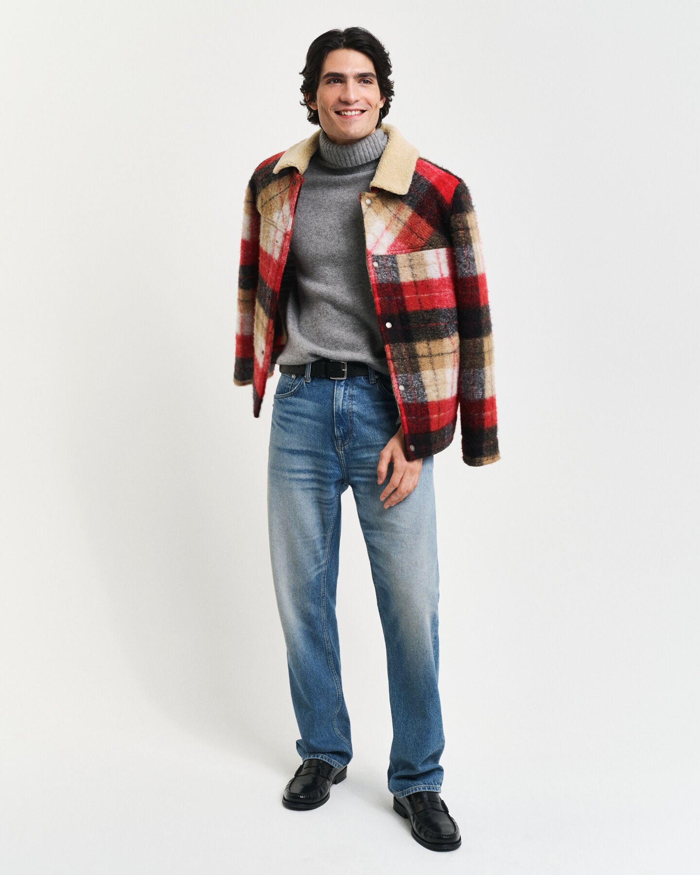 Camisola de gola alta em caxemira