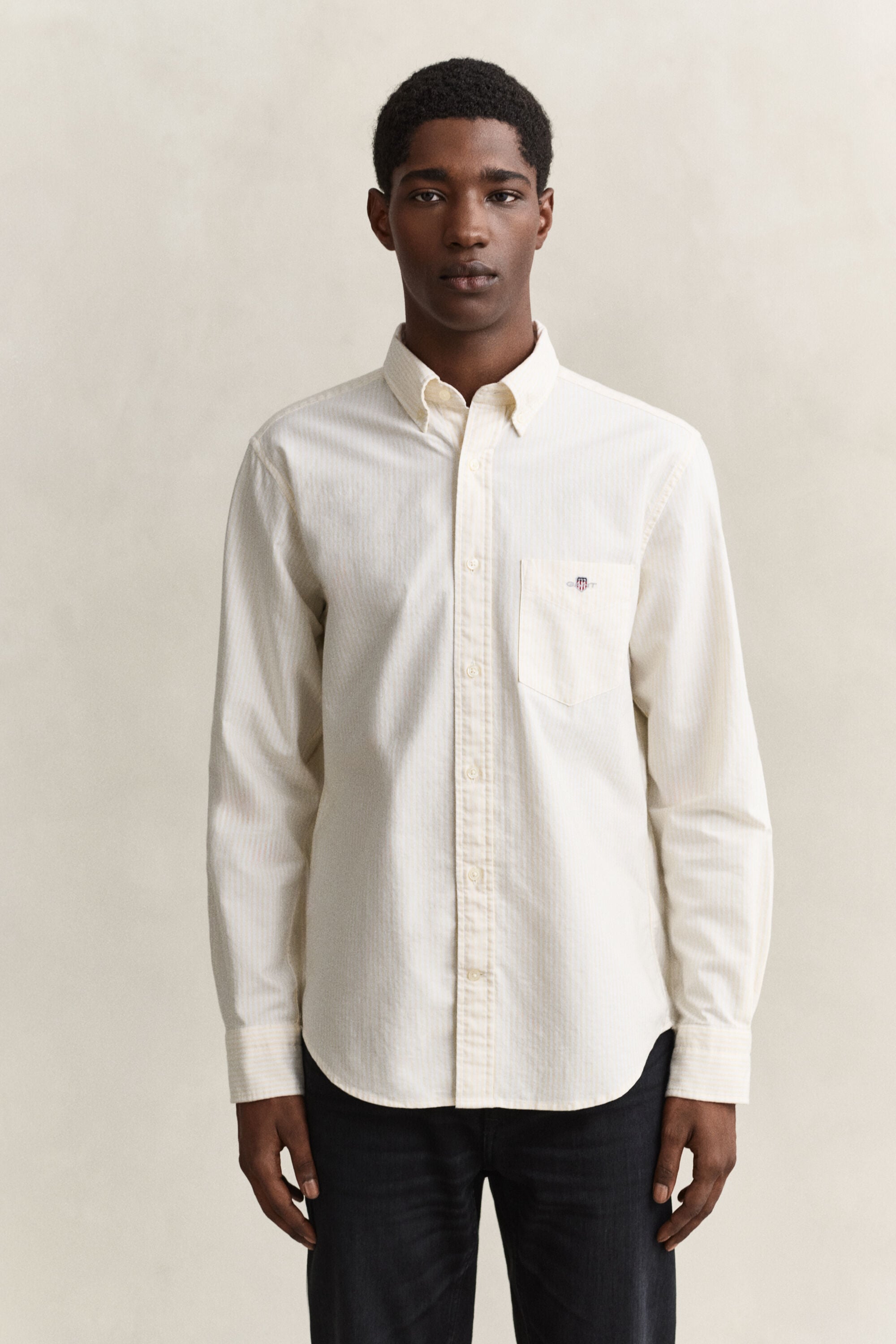 Camisa Oxford às riscas finas Classic