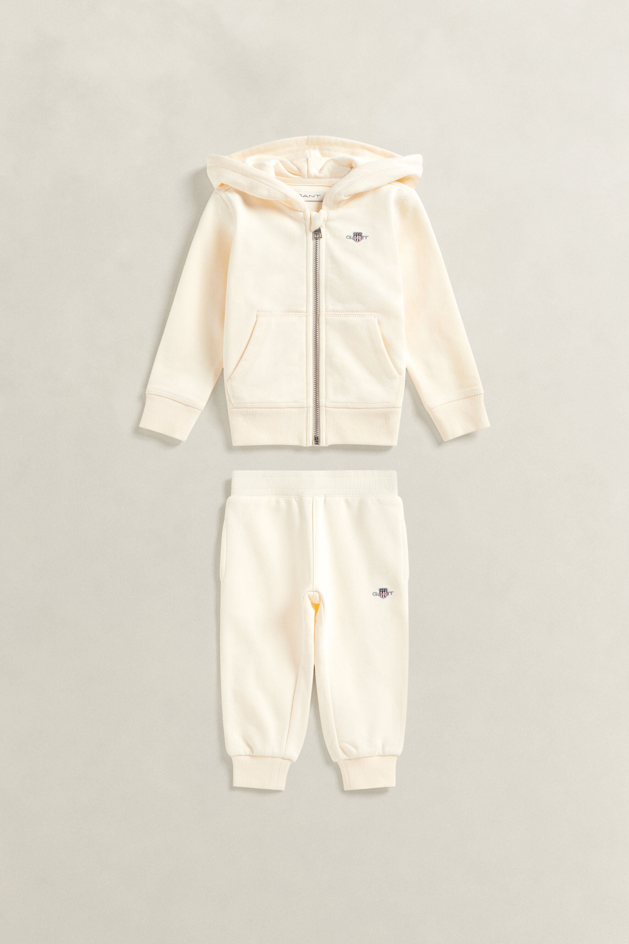 Conjunto de calças desportivas e sweatshirt com capuz Shield Girls