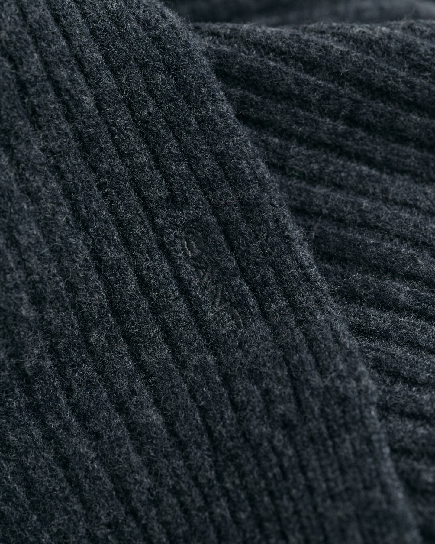 Cachecol em malha de lã fina