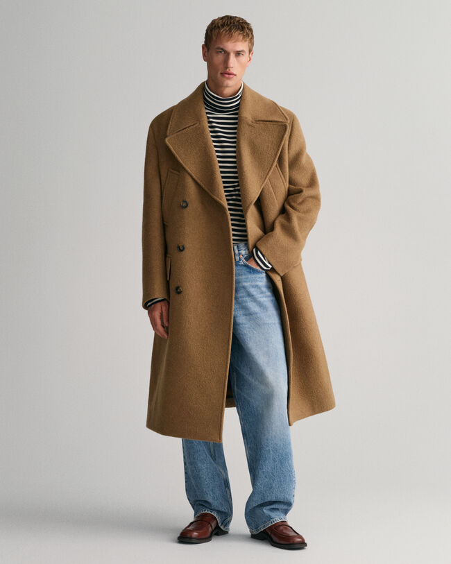 Camisola de manga comprida com gola alta &agrave;s riscas