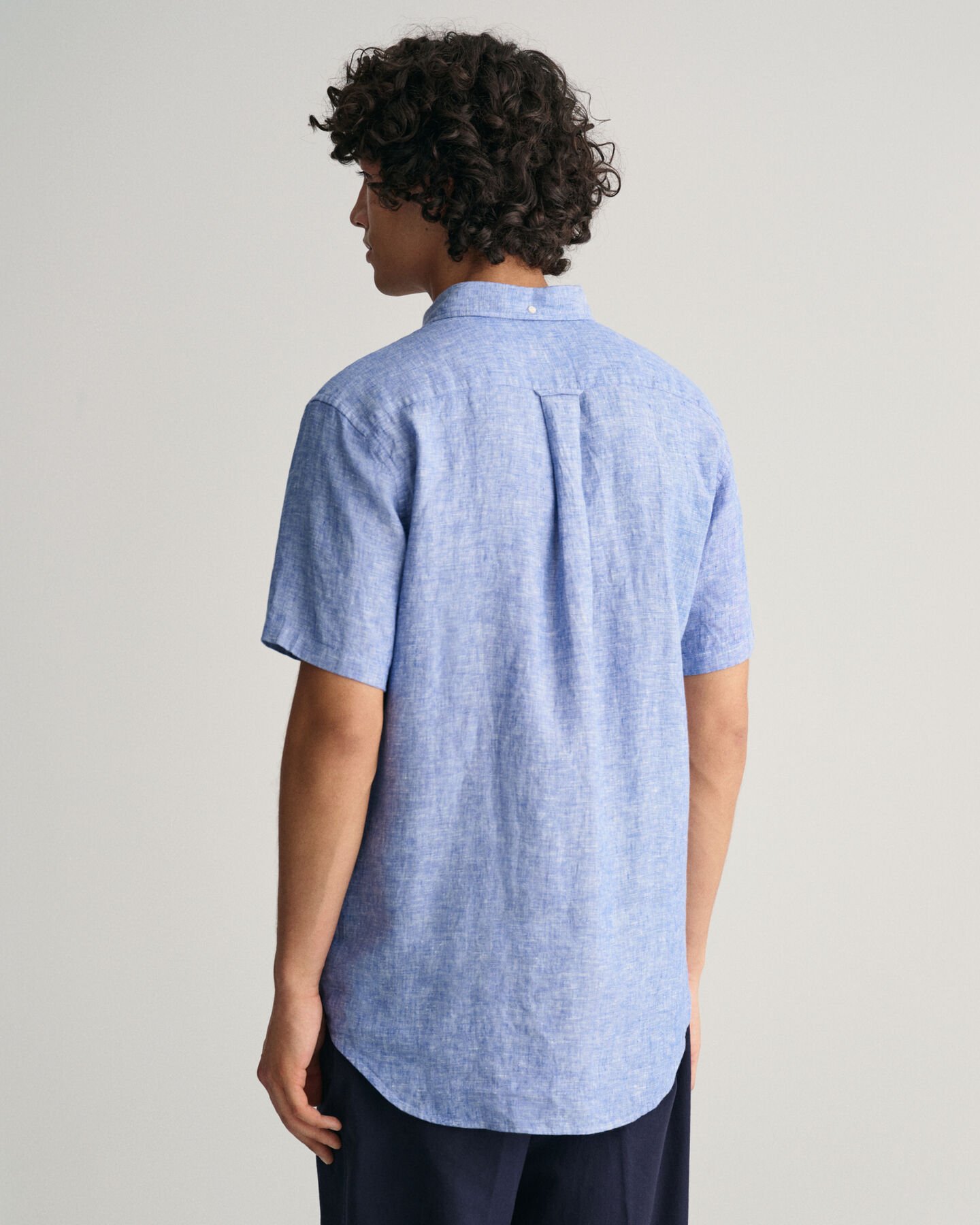 Camisa de linho com manga curta regular fit