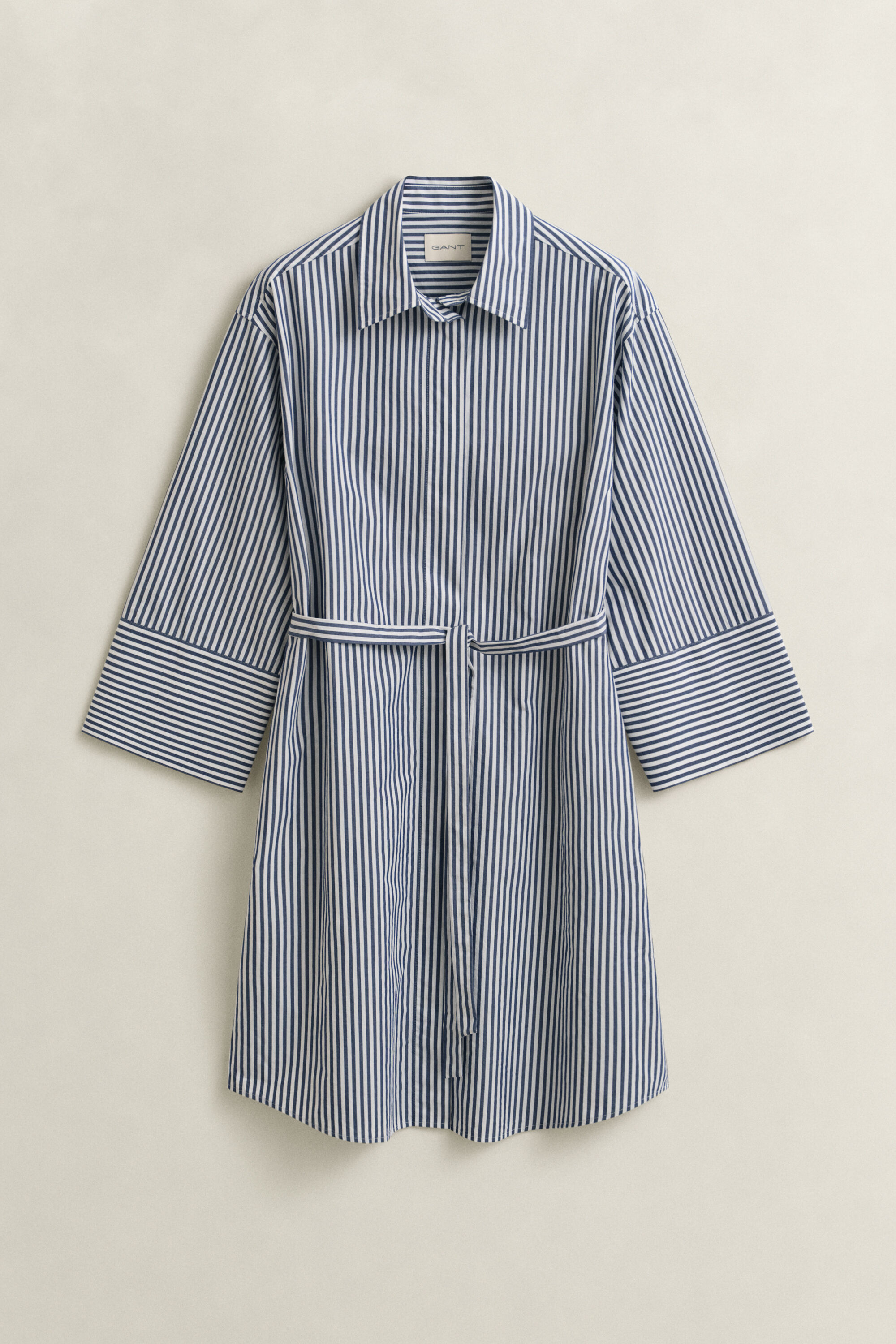 Vestido-camisa em popelina às riscas