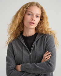 Sweatshirt com capuz e fecho em l&atilde; extrafina