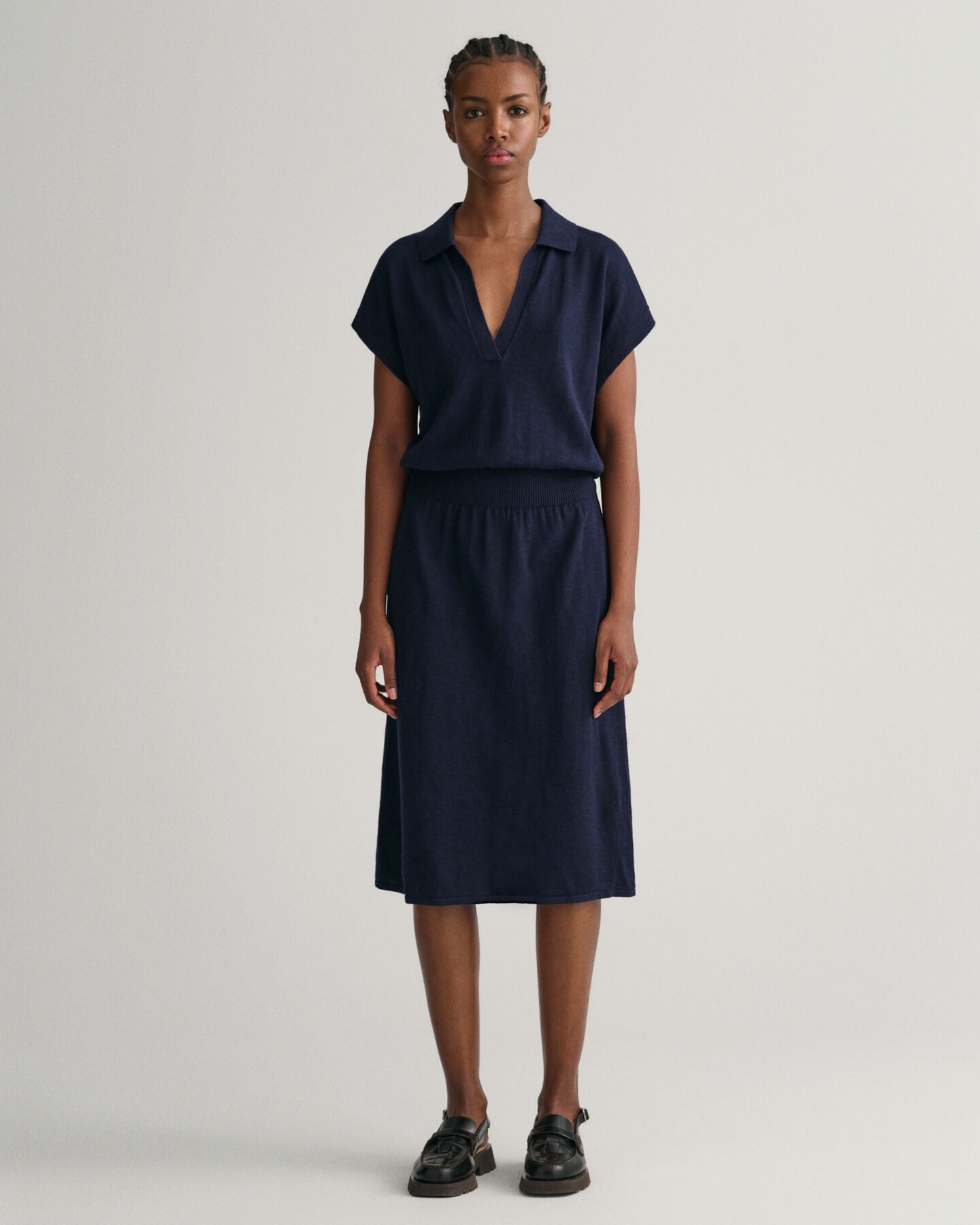 Vestido em mistura de linho com colarinho