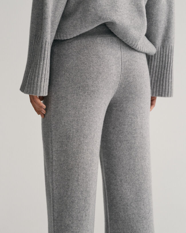 Cal&ccedil;as Lounge