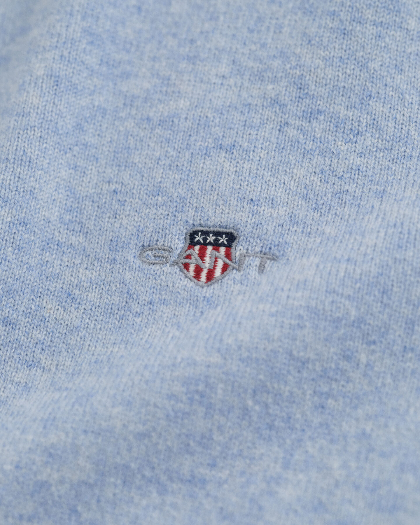 Camisola de malha com decote redondo em lã extrafina