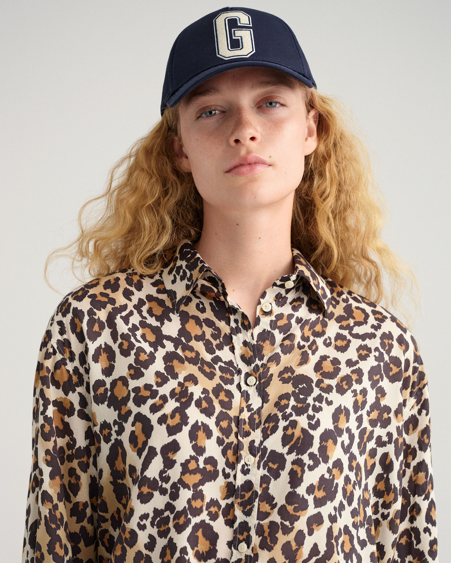 Camisa em modal com padrão de leopardo relaxed fit