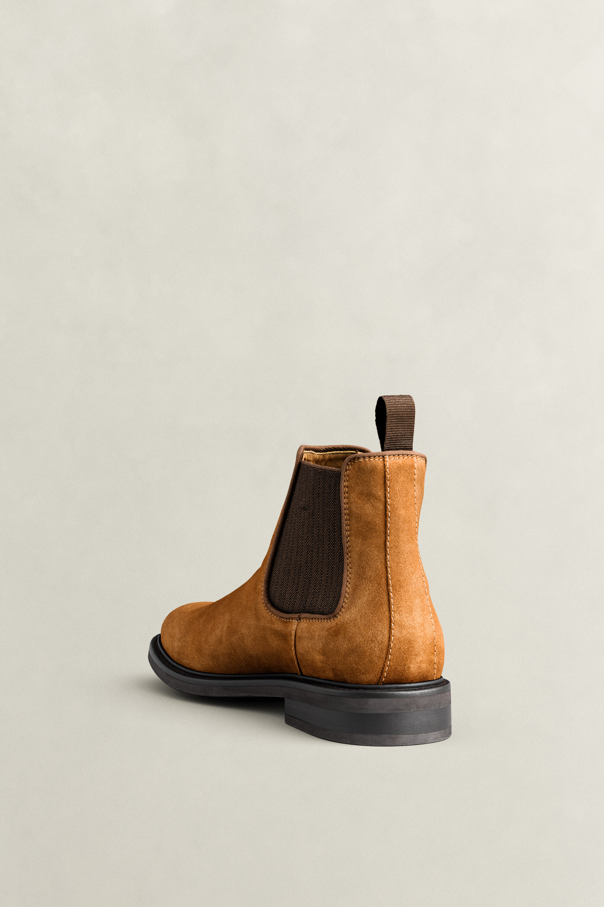 Botas Chelsea em camurça St Fairkon