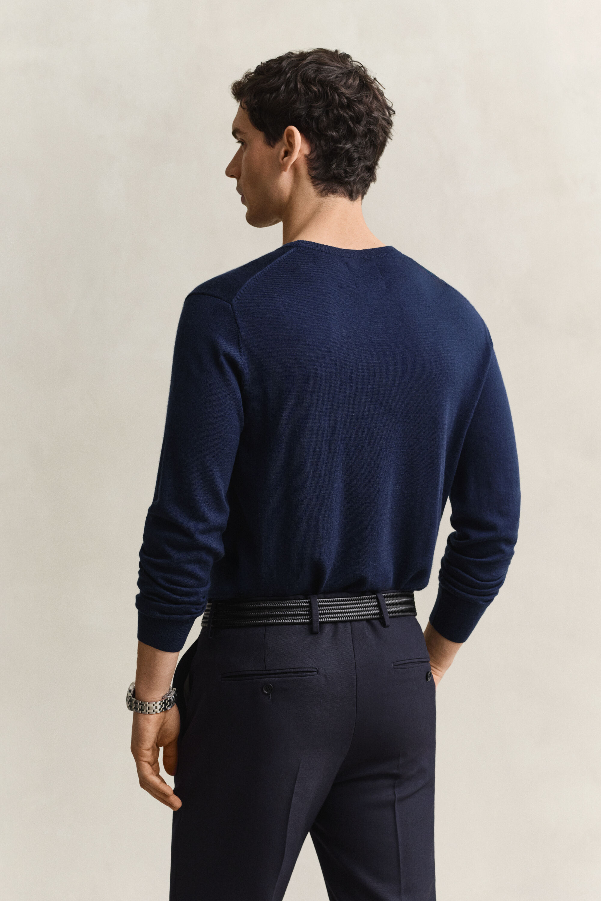 Camisola de malha com decote redondo em lã de merino