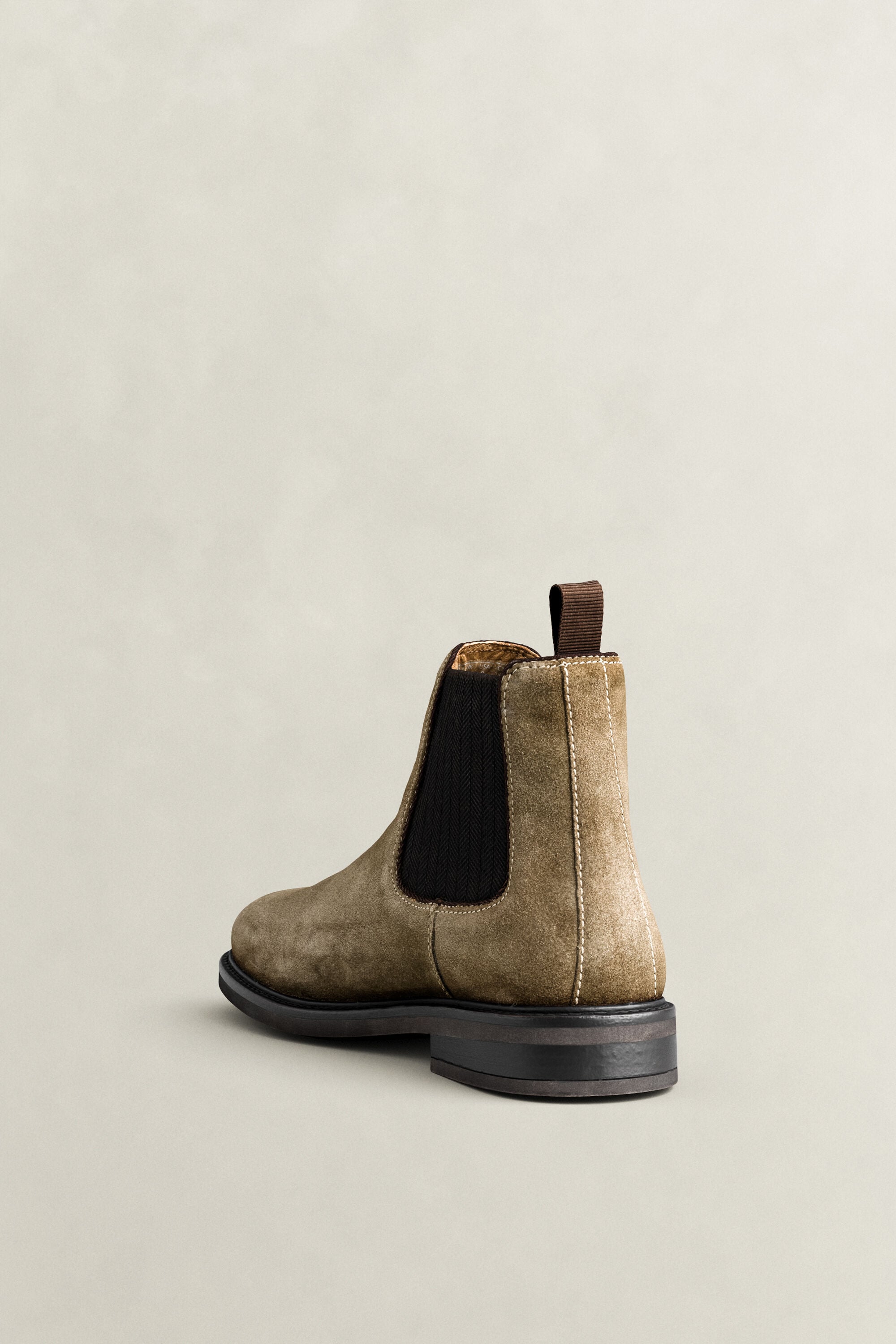 Botas Chelsea em camurça St Fairkon