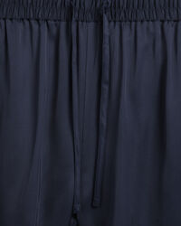 Calções Pull-On em cetim