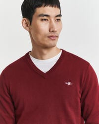 Pulover com decote em V em algodão clássico