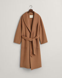 Sobretudo com cinto cosido à mão