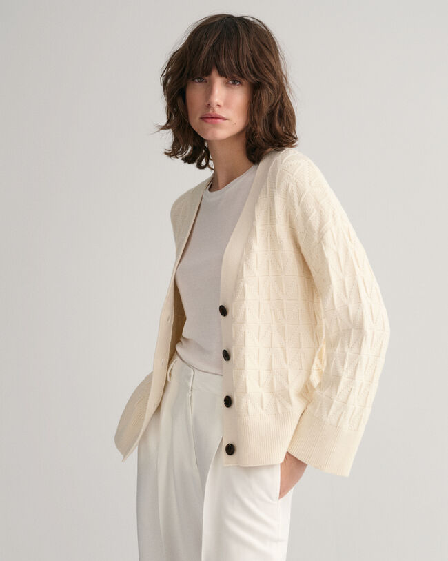 Casaco de malha com padr&atilde;o espinha de peixe e decote em V