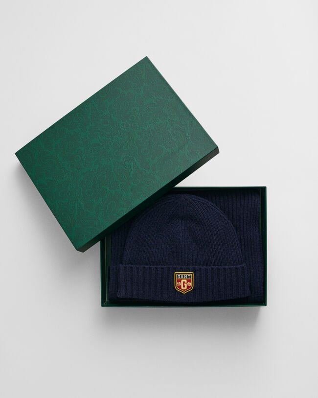 Conjunto de oferta com gorro e cachecol em lã com emblema