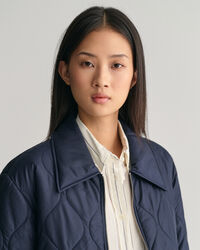 Blusão acolchoado com colarinho