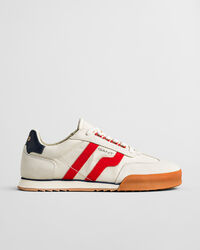 Ténis em camurça Baylle